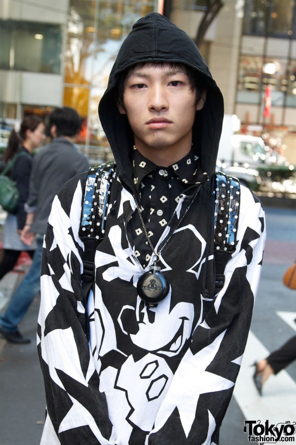 Hooded Mickey Mouse top from Dog