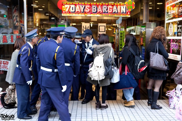 Shibuya 109 New Year Sale 2011