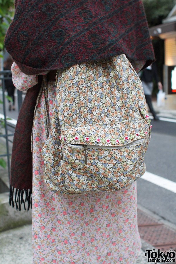 Flowered resale bag