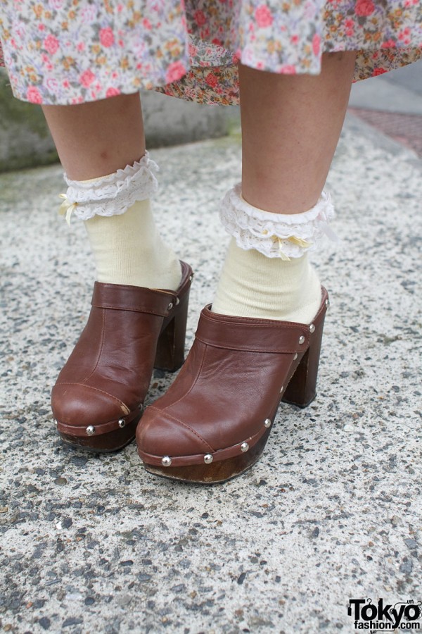 swimmer socks & clogs