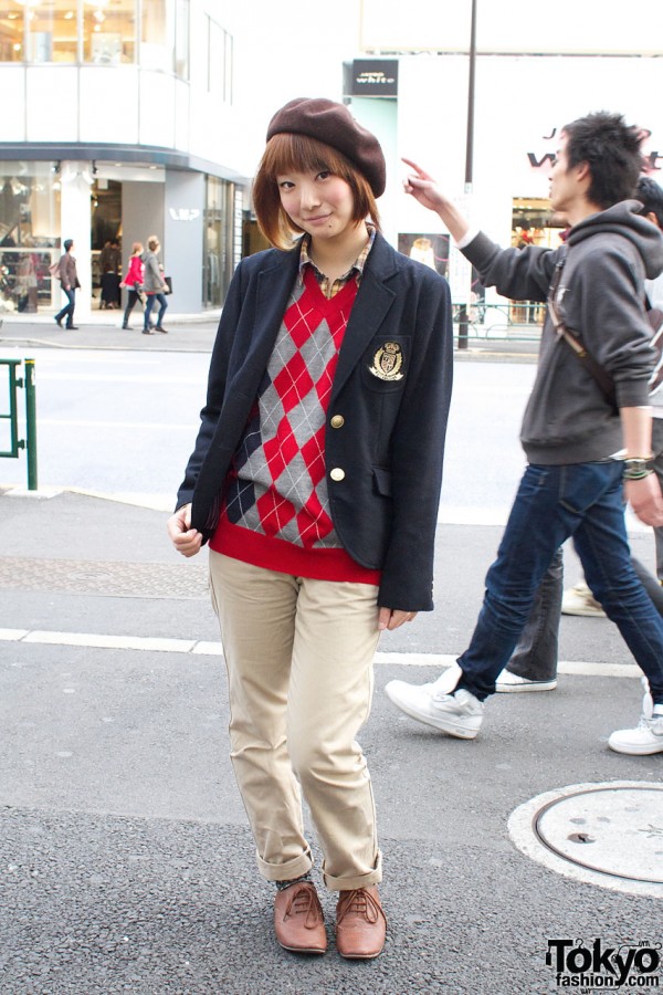 Spinns Staffer in Beret & Shimamura Blazer