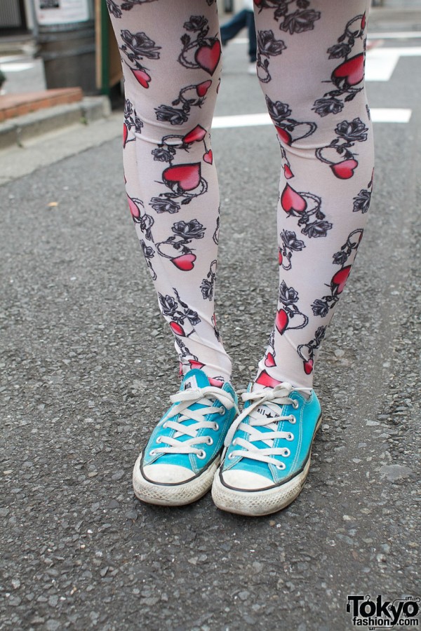 Nadia print tights & aqua Converse shoes