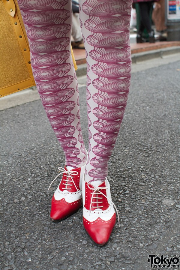 Patterned tights & spectator shoes from Sister