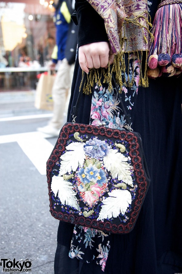 Vintage needlepoint purse