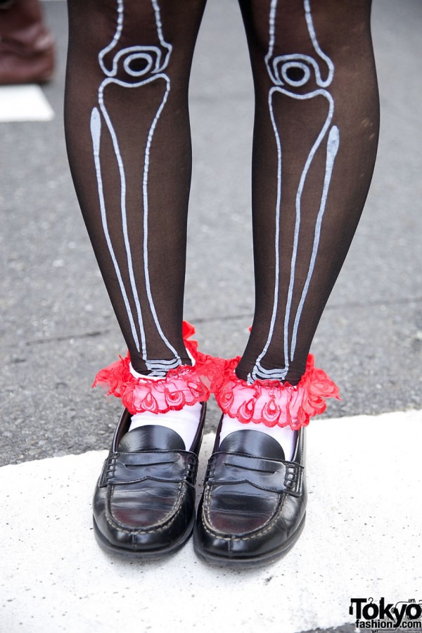 Skeleton tights, lace-cuff socks & loafers