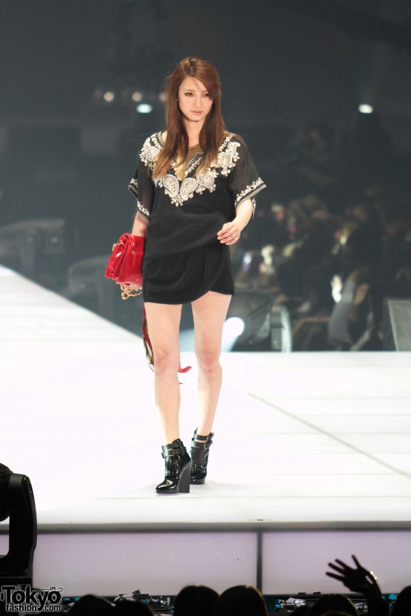 Borny at Tokyo Girls Collection