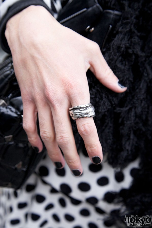 Black fingernails & silver ring