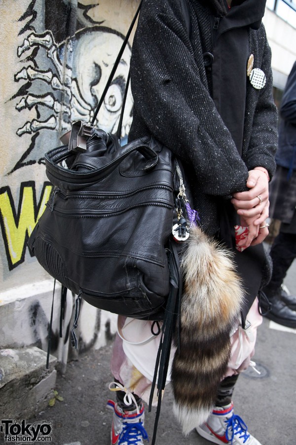 Vinti bag with fur tail