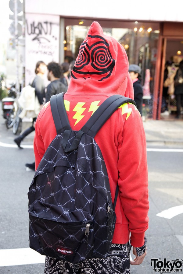 Shunpi backpack with barbed wire print