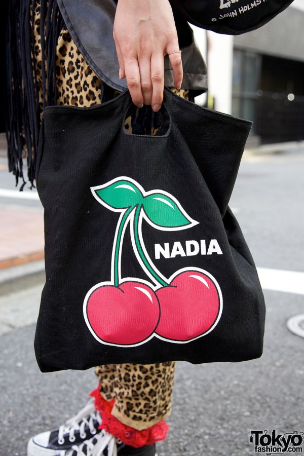 Nadia bag with cherries