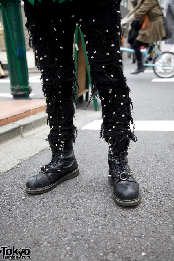 Spiked DM boots & shredded pants