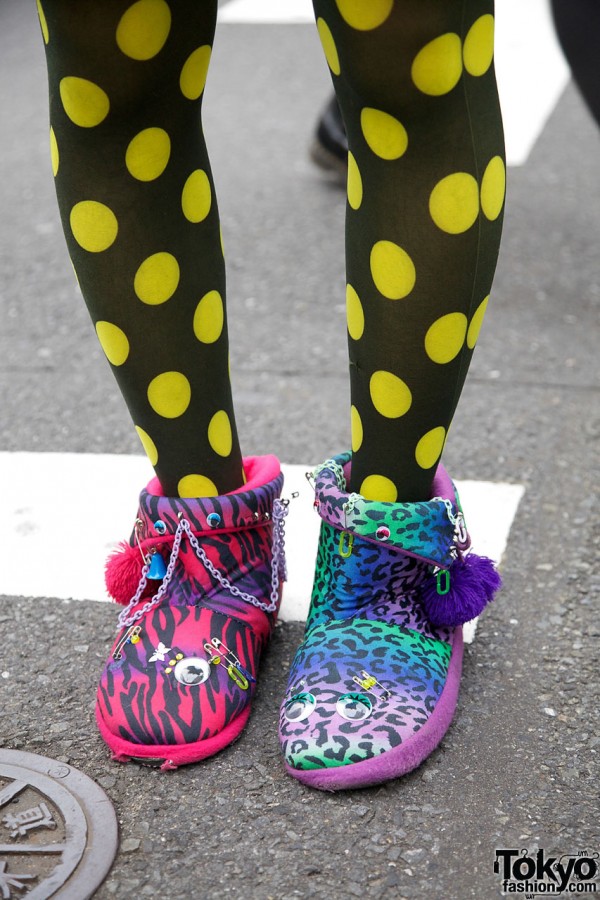 Polka dot tights & neon slippers
