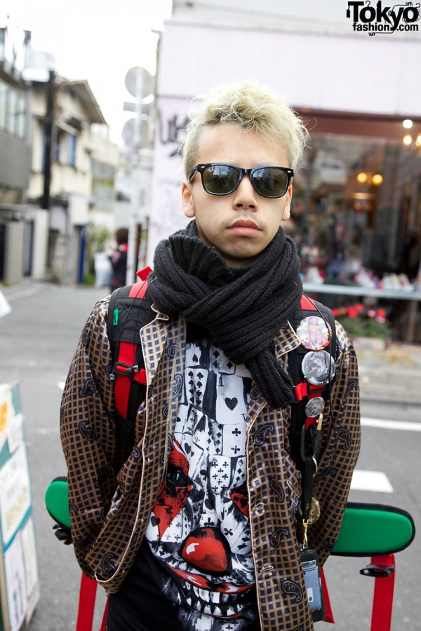 Knit scarf & Givenchy clown shirt