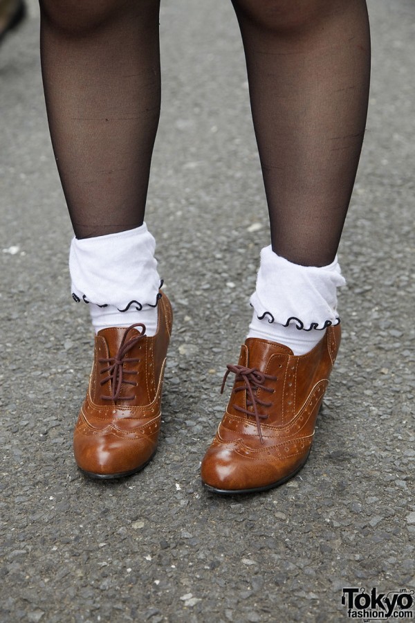 Oxford high heel shoes with cuffed socks
