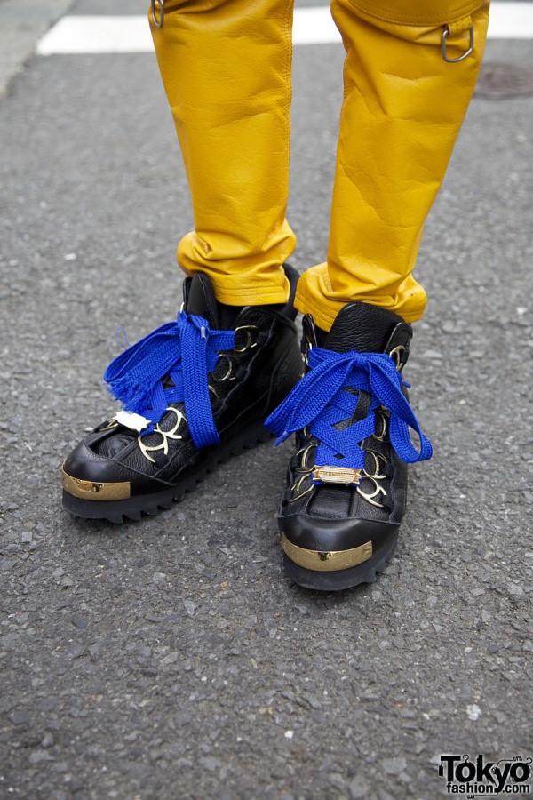 Banal Chic Bizarre boots with oversized laces