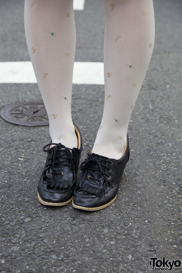 White imprinted tights & black oxfords