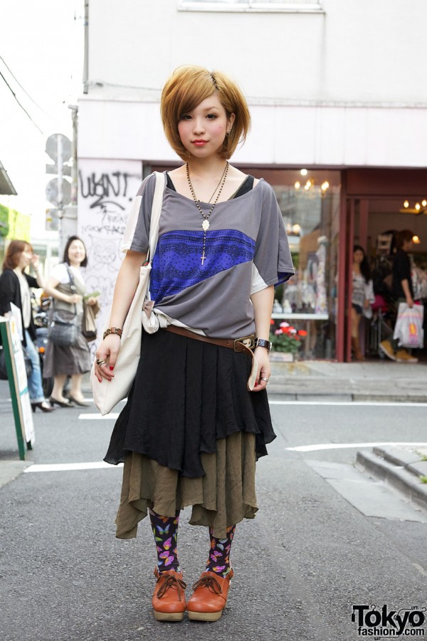 Pieced Cantwo Top & Layered Medium Culture Skirt
