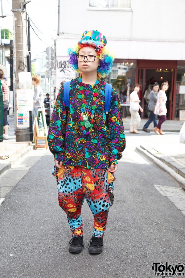 Ultra-Colorful Thank-You Mart Top & Curly Wig in Harajuku