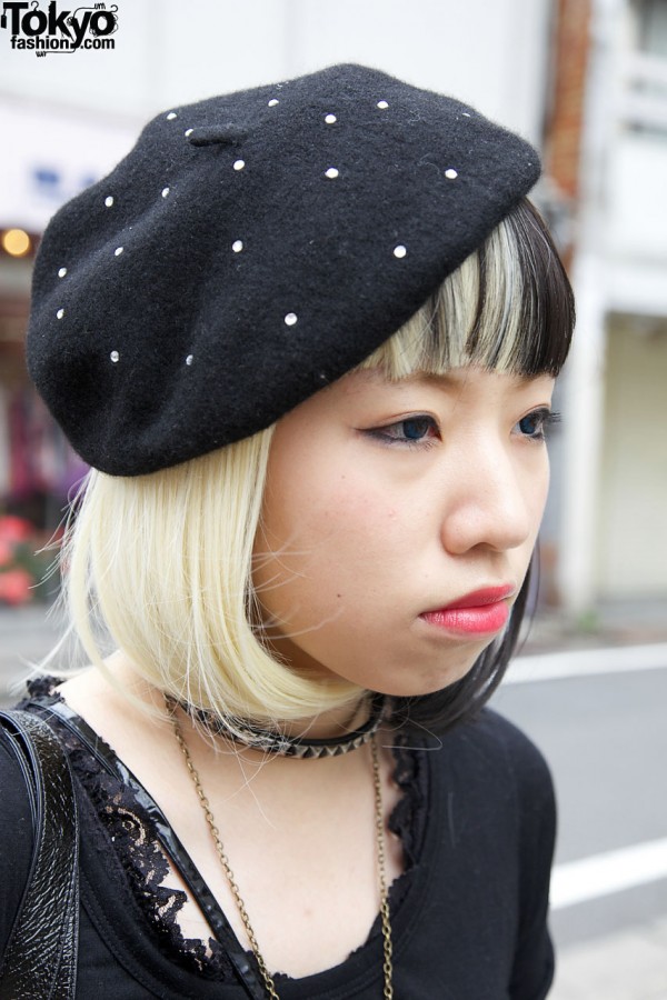 Two-tone hair with black beret