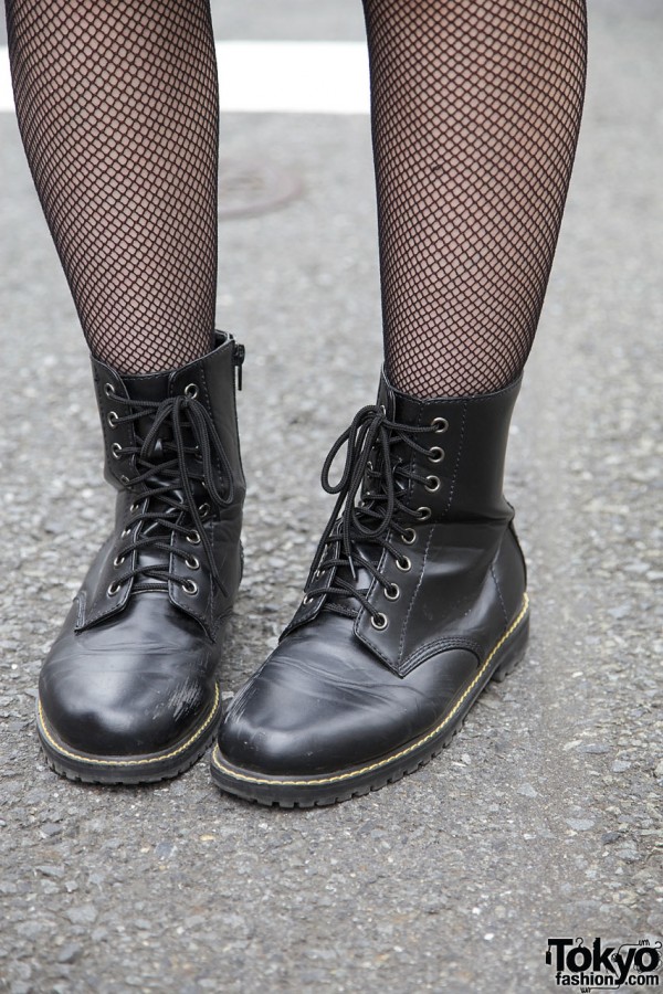 Lace-up boots from Body Line