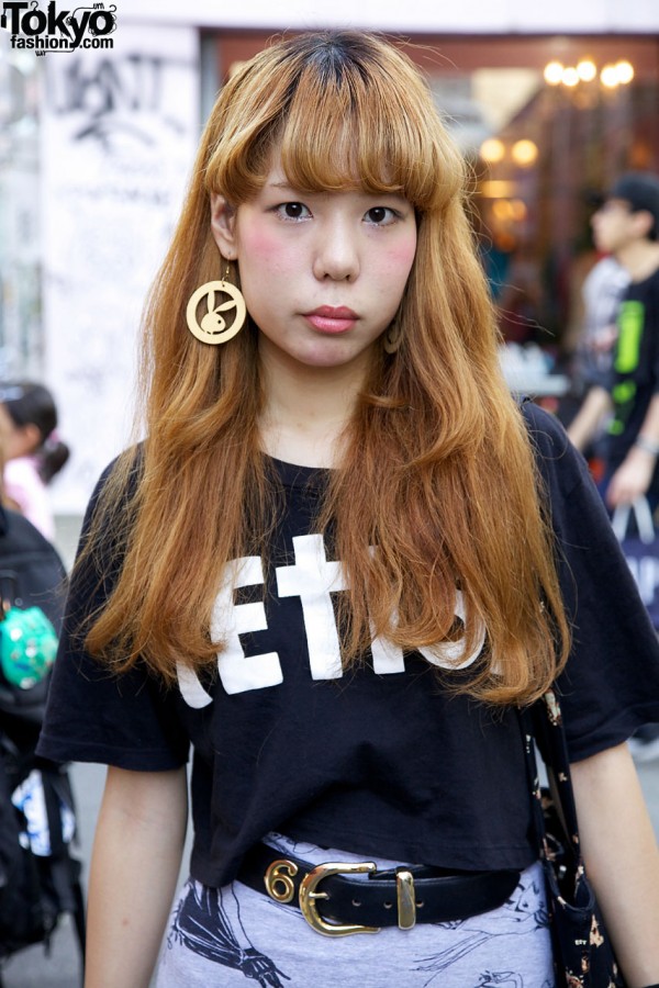 Japanese girl in Fetish t-shirt
