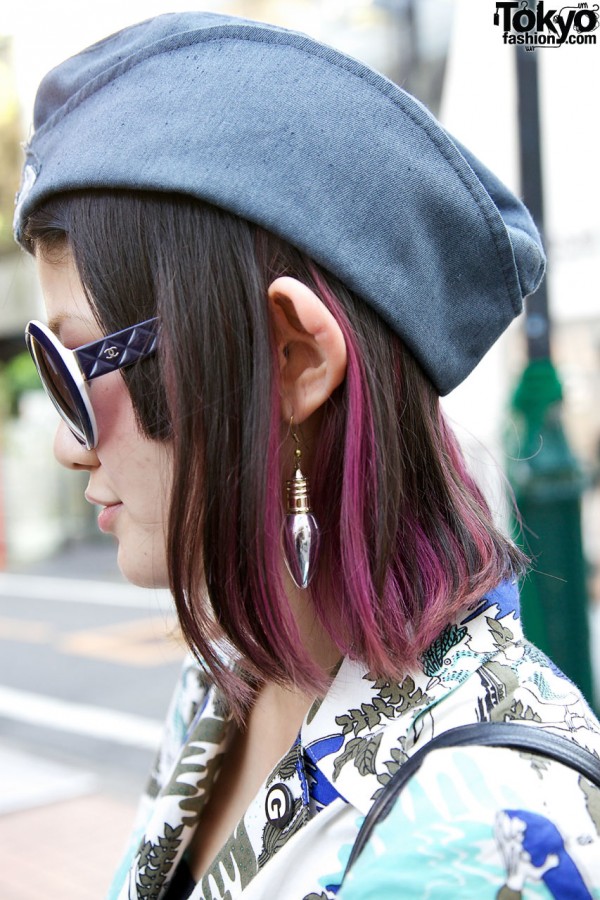 Light bulb earring & fuchsia-tipped hair