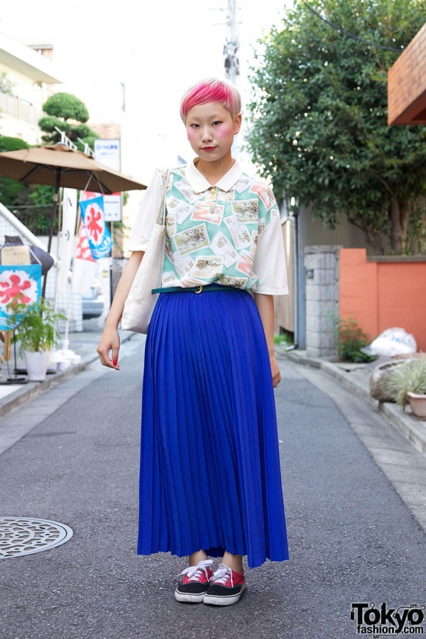 Bunka Student in Retro Top & Maxi Pleated Skirt