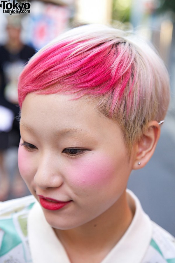 Girl with blonde & pink hair in Harajuku