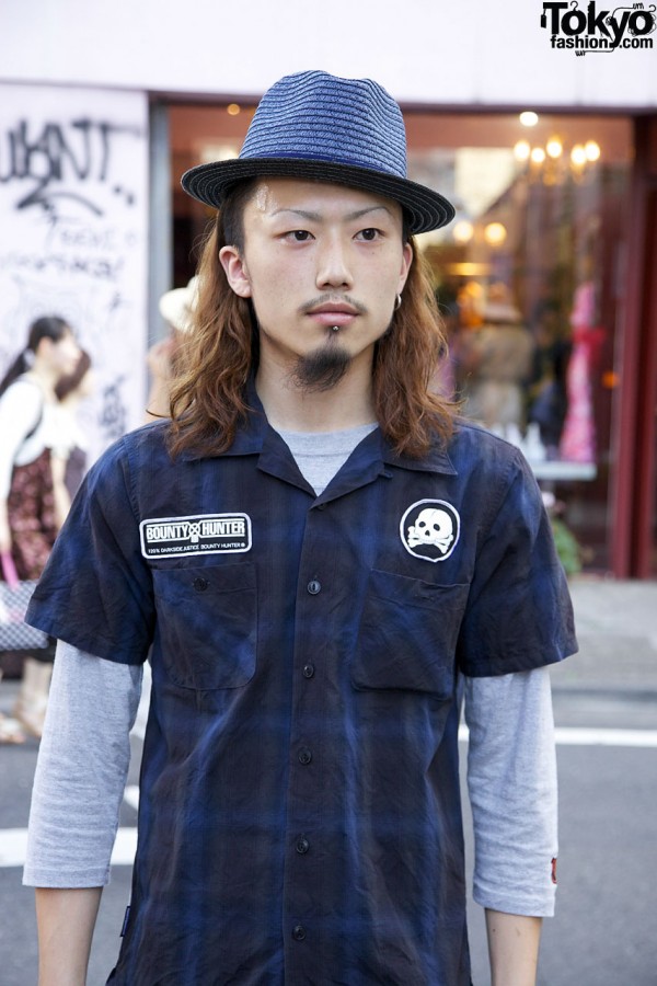 Straw fedora hat & Bounty Hunter shirt