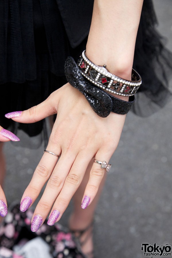 Glitter bow & jeweled bracelet
