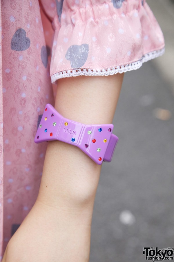 Jewelled bow bracelet from Milk