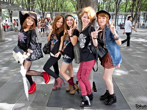 Tokyo Girls Collection Street Fashion