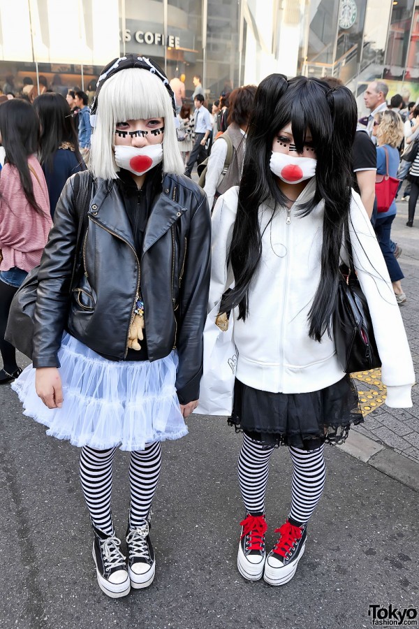 Stylish Masked Japanese Girls in Shibuya