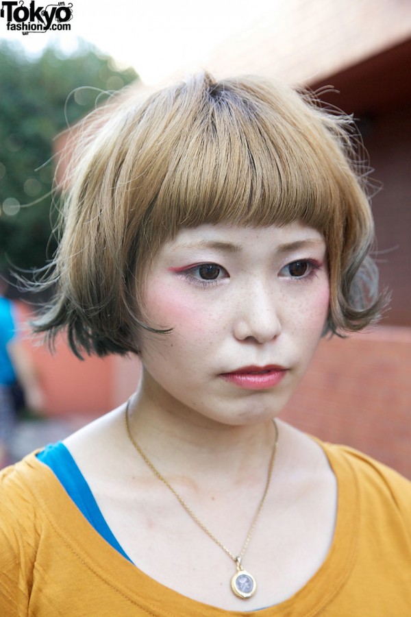 Beauty student with bob in Harajuku