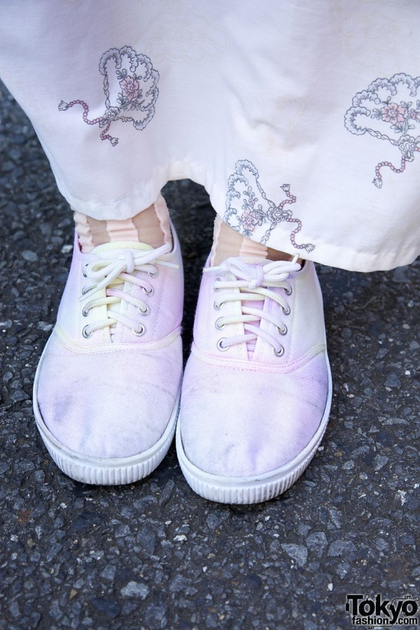 Maxi skirt & canvas sneakers in Harajuku