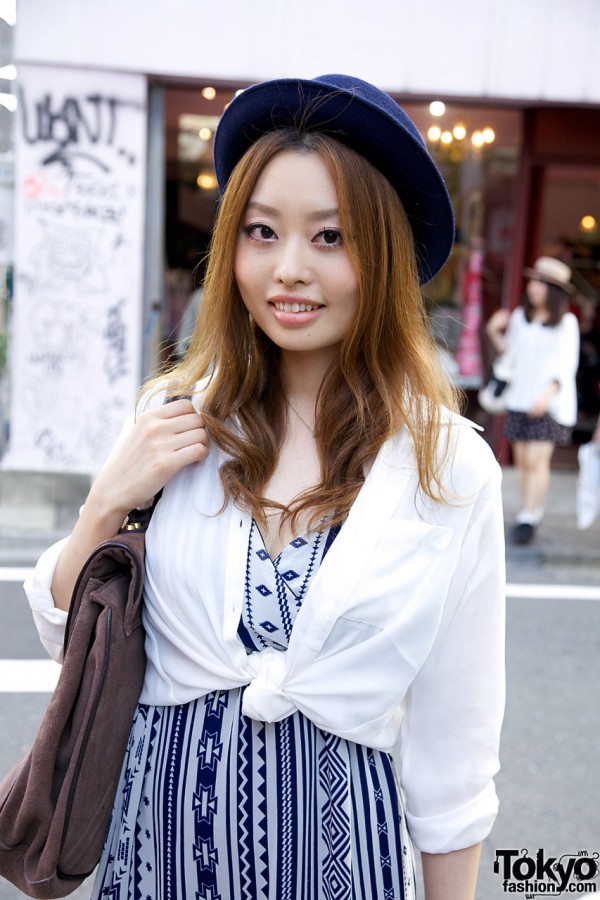 Blue hat & white knotted shirt in Harajuku