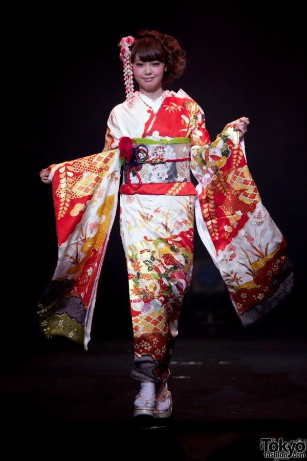 Kimono Fashion Show på Harajuku Kawaii