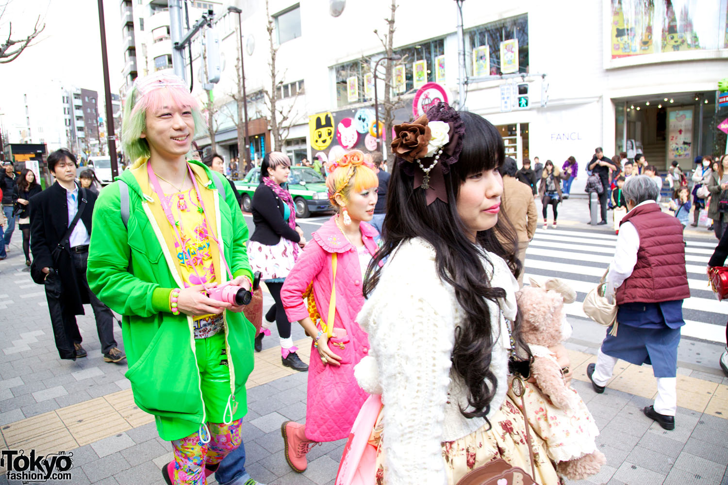 Download this Harajuku Fashion Walk Pictures picture