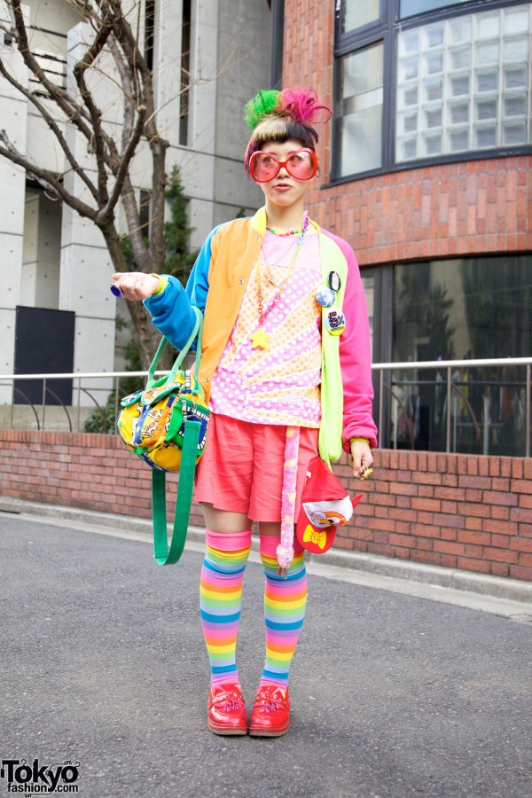 Harajuku Fashion Walk Street Snaps 9
