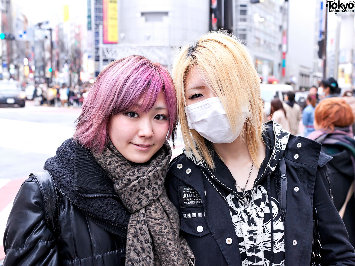 Platform Buckle Boots Ripped Leggings Pink Hair In Shibuya