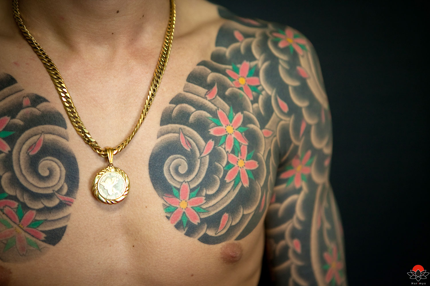 oriental tattoo artist Traditional Horimyo  Artist Tebori Japanese  Interview Tattoo