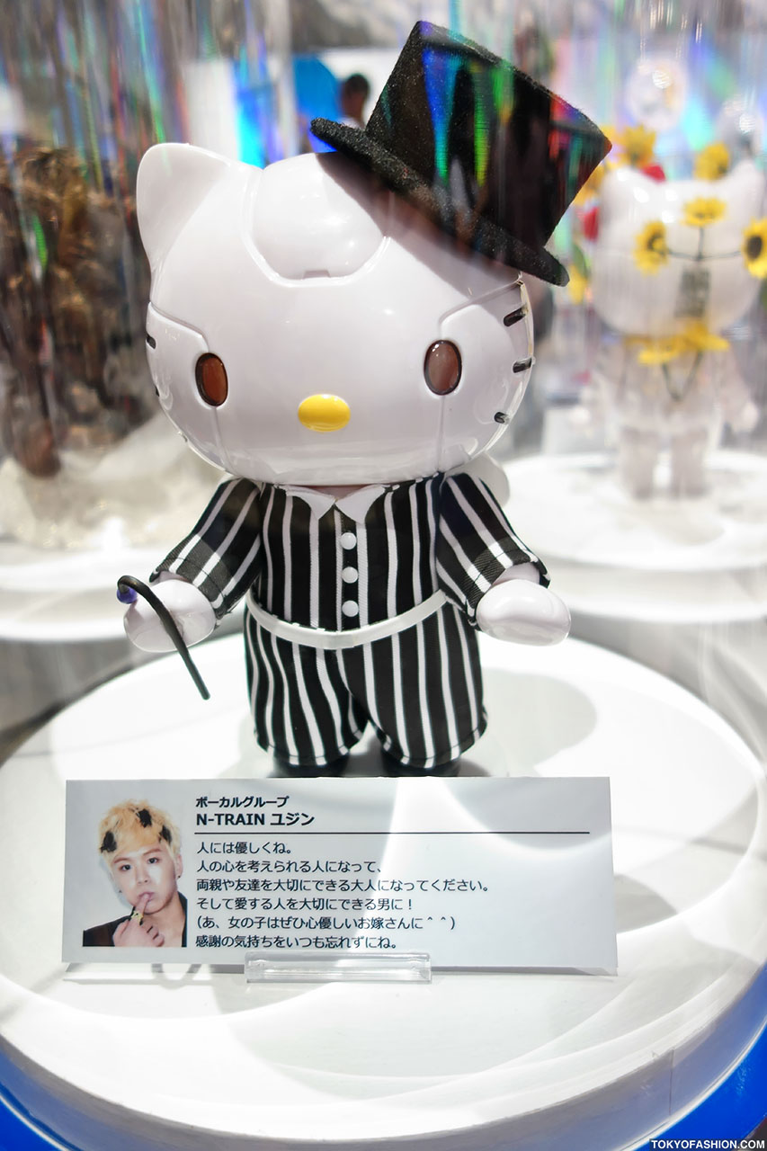 Kittyrobot-Hello-Kitty-Tokyo-2012-007.jpg