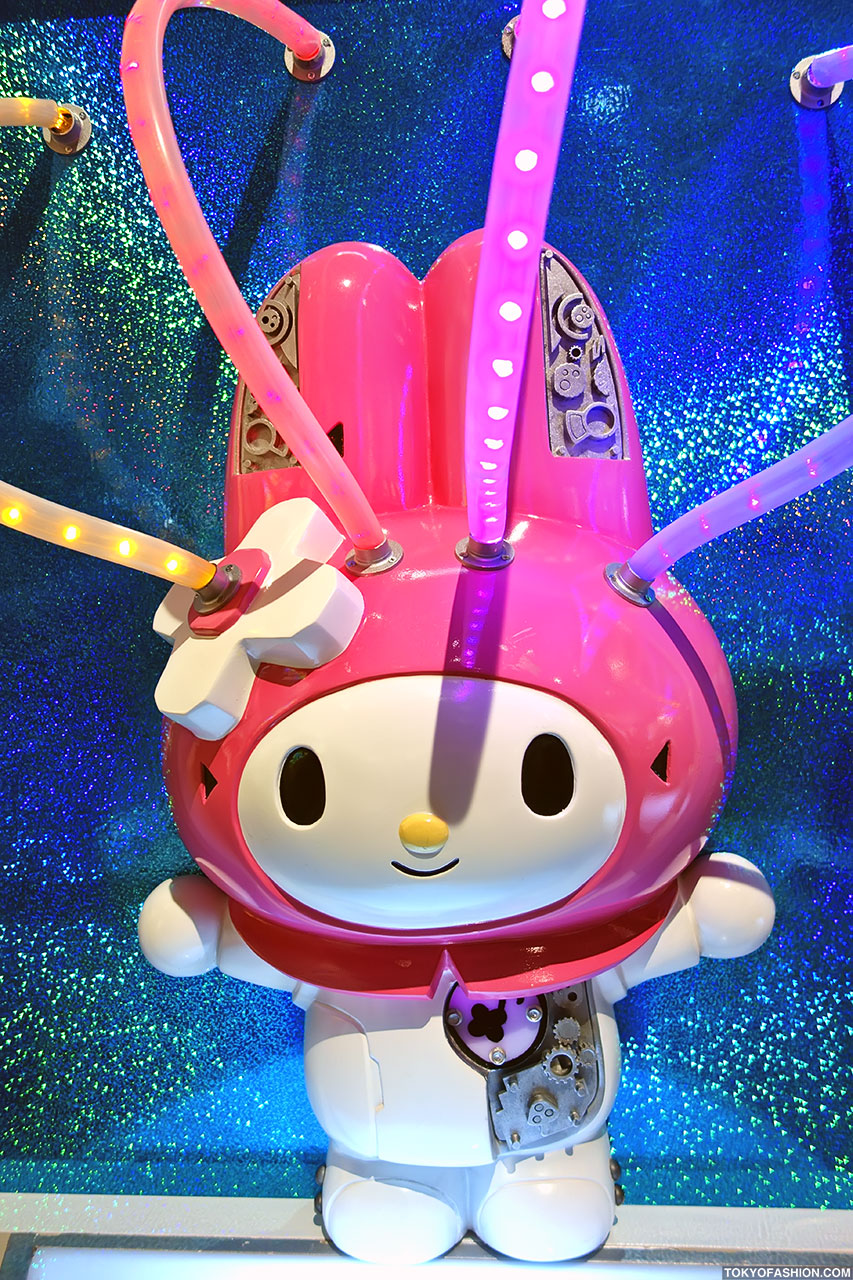 Kittyrobot-Hello-Kitty-Tokyo-2012-155.jpg