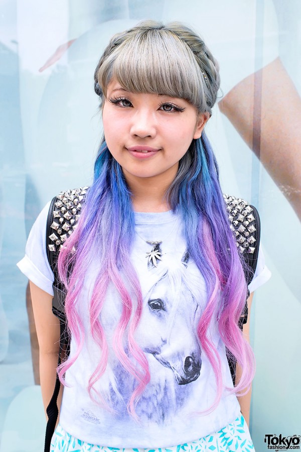 Blue-Pink Dip Dye Hair in Harajuku