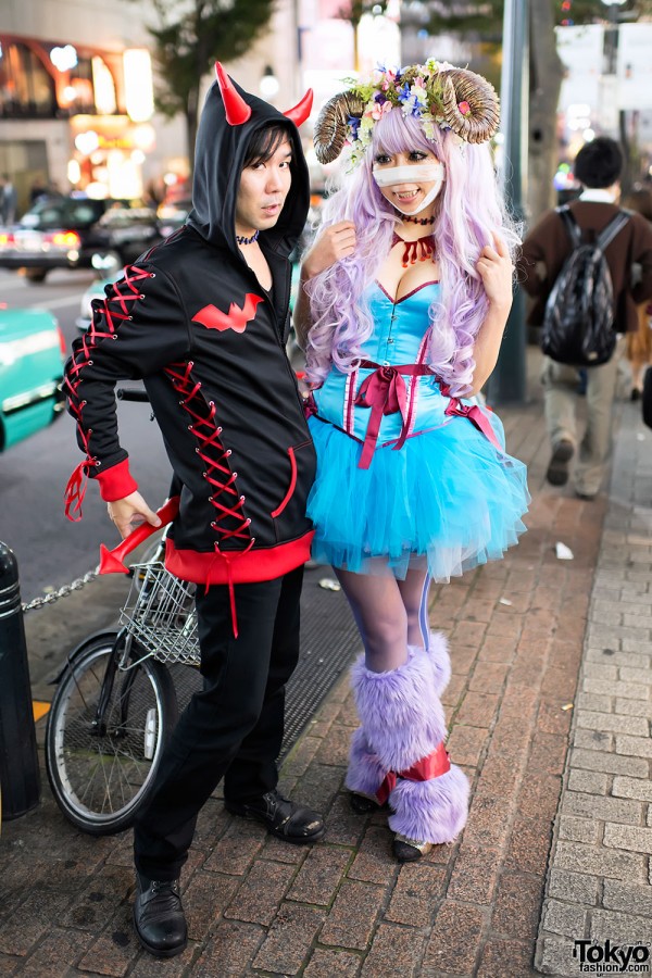 Shibuya Halloween Costumes 2012 (1)