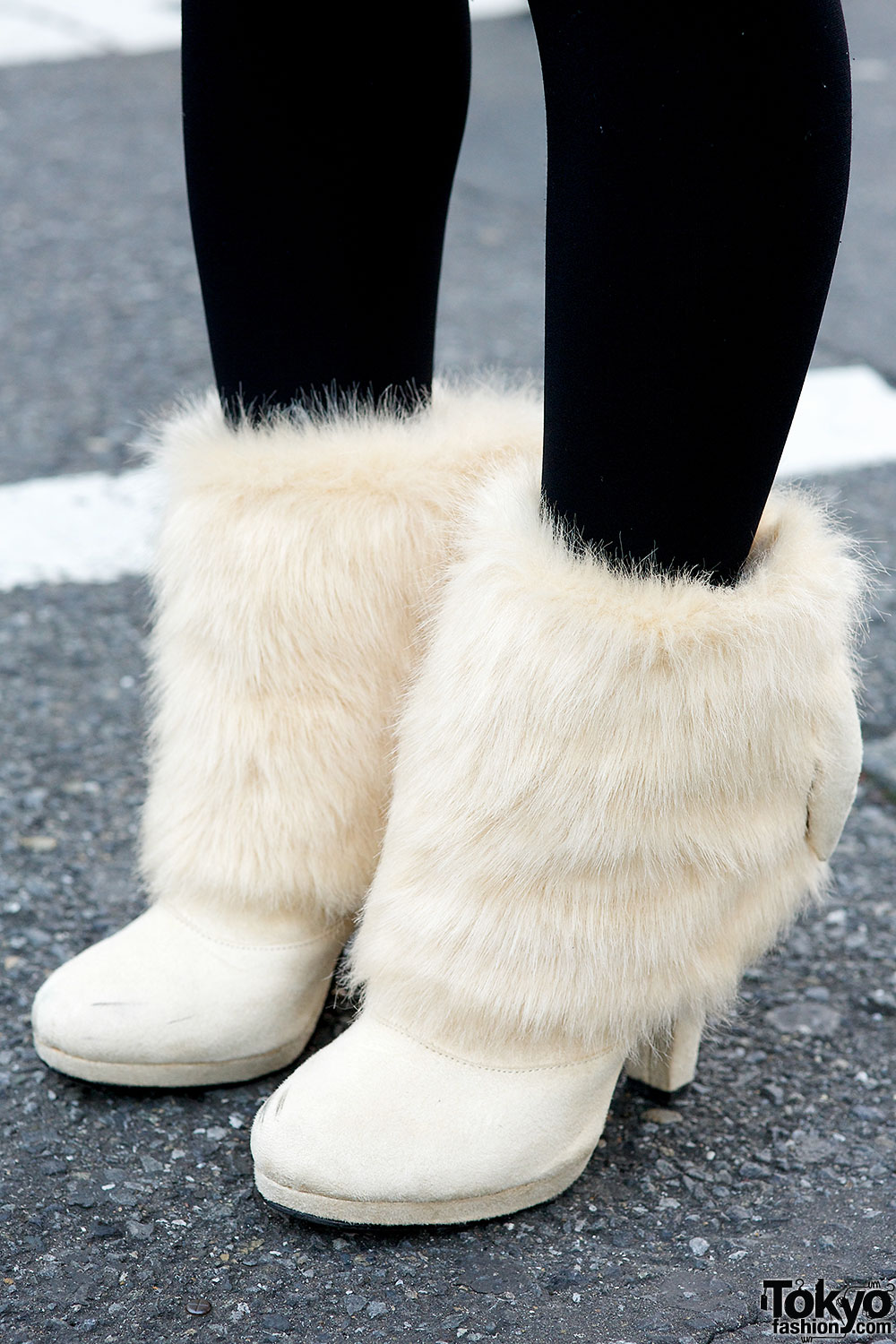 Camel Coat, Faux Fur Boots & Fuzzy Beret in Harajuku