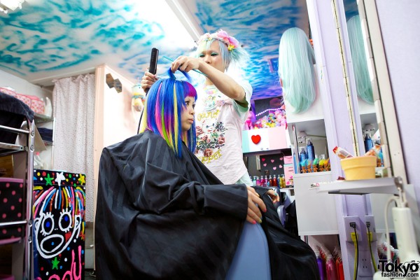 Viva Cute Candy Hair Salon Tokyo (57)