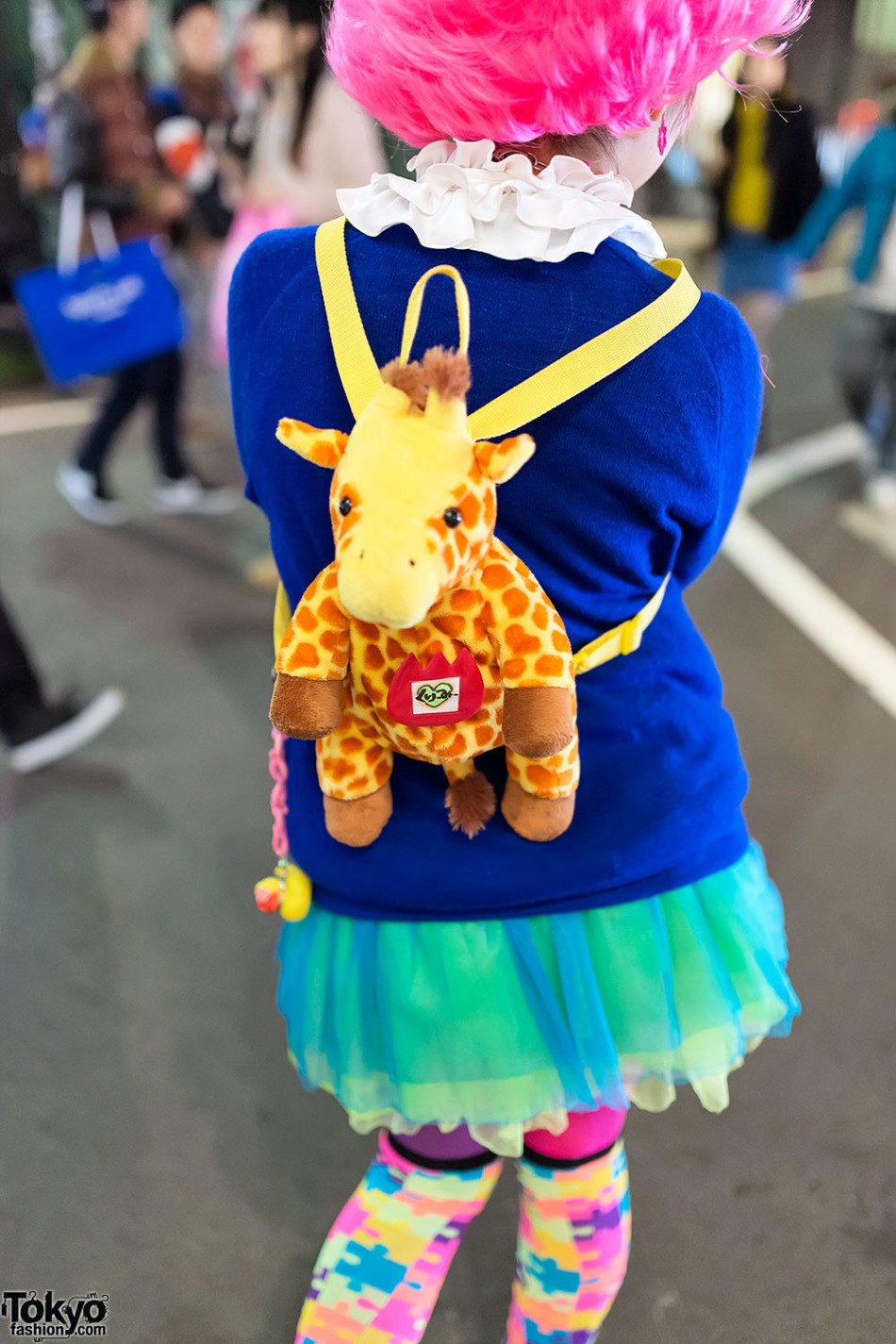 Harajuku Decora Girls w/ Tiaras, Hello Kitty, Care Bears & 6%DOKIDOKI