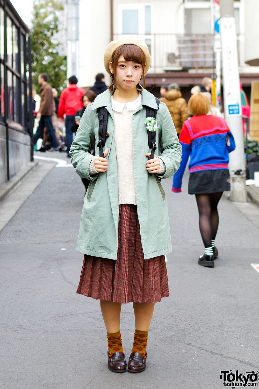 Vintage Style Midi Skirt Mint Coat And Haruta Loafers In