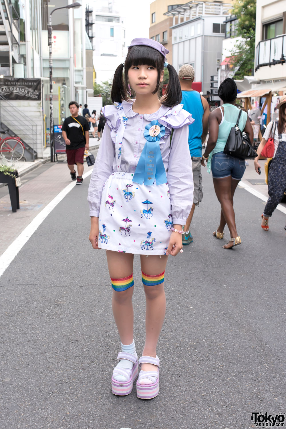 Spank! Suspender Skirt, Candy Stripper Sandals & Katie Ribbon in Harajuku